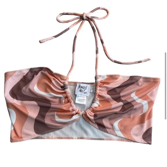 Like New! Princess Polly LATIANA 70s Swirl Vibes Halter Crop Top size 12 - Picture 3 of 6